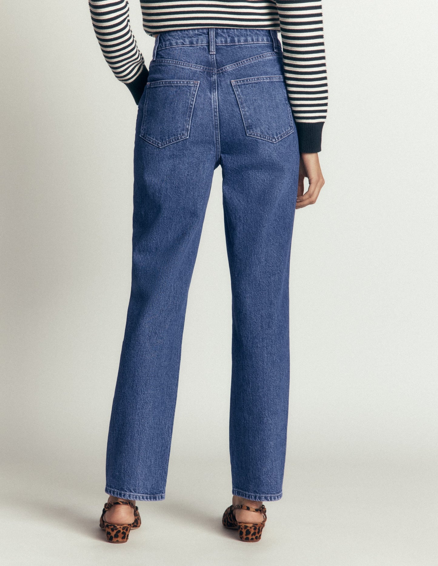 High Rise Straight Jeans-Mid Vintage