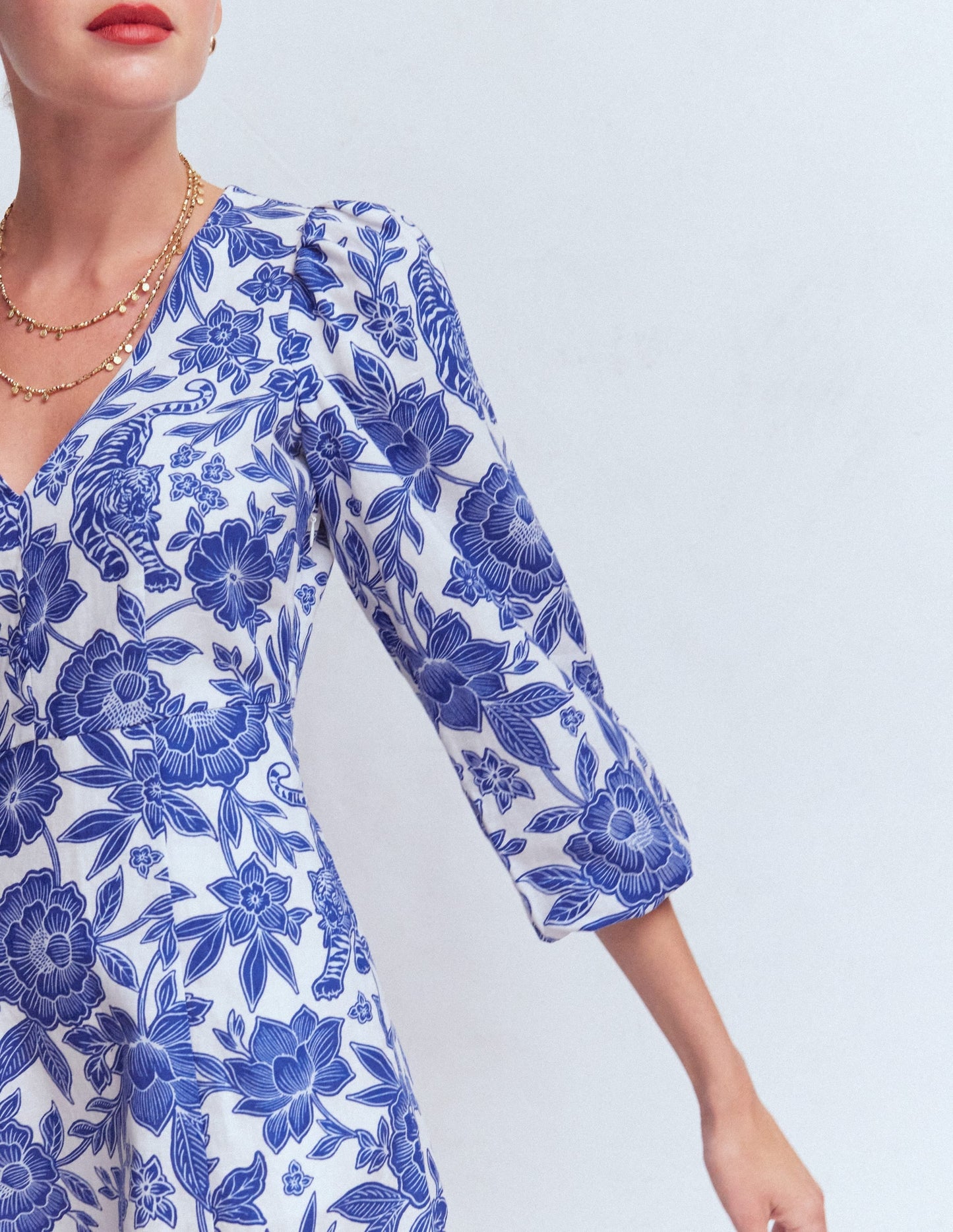 Marla Linen Blend Short Dress-Blue Tigers Paradise