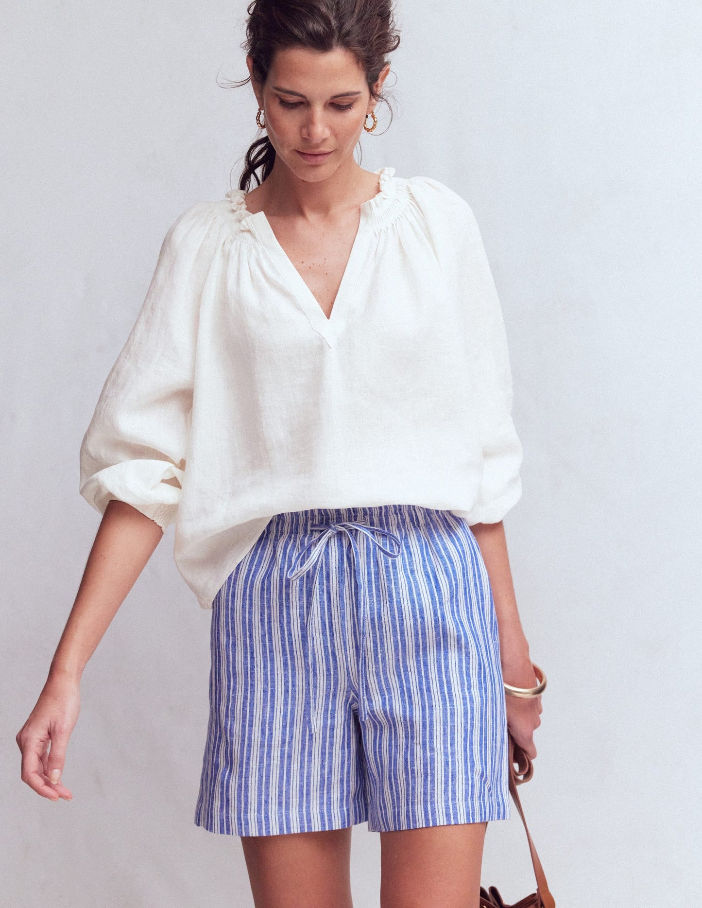 Serena Pleat Neck Linen Top-White