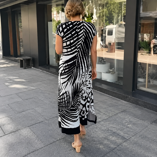 Lässiges kurzärmliges bedrucktes Kleid